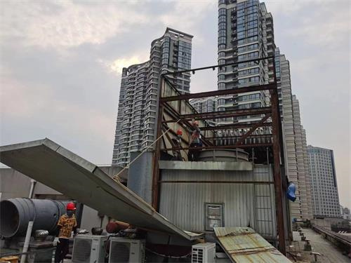 影響冷卻塔設備使用壽命的配件有哪些？,冷卻塔對周圍環境的影響